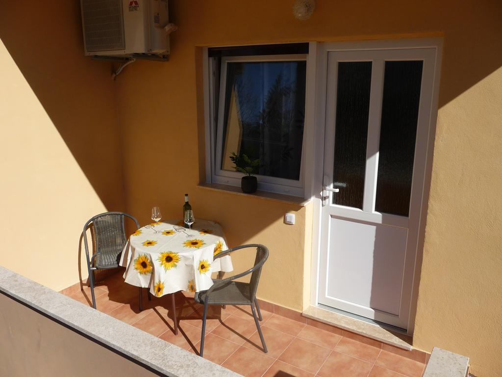 Apartments & Rooms Milka Umag Luaran gambar