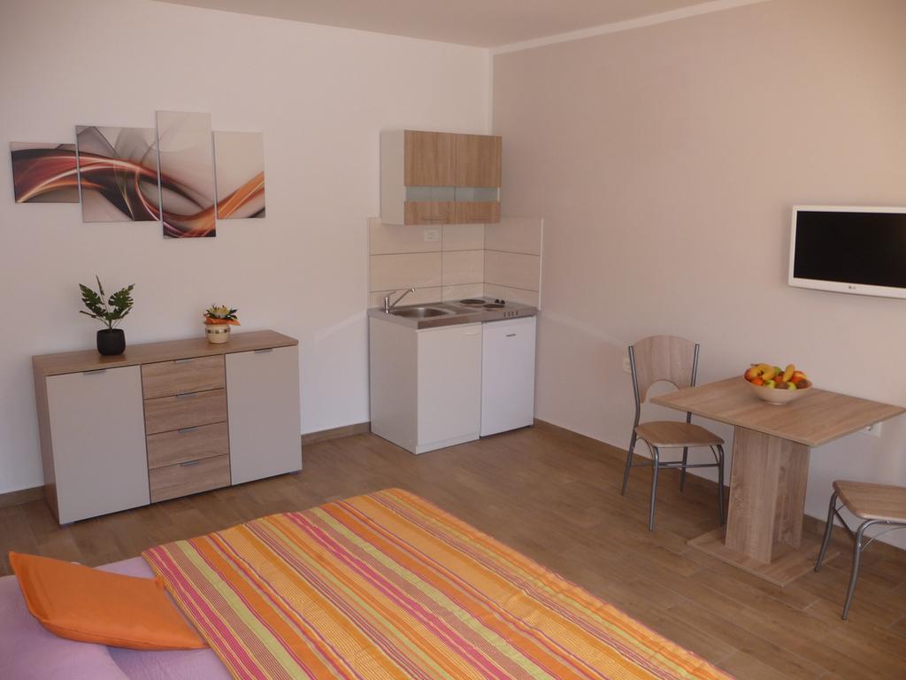 Apartments & Rooms Milka Umag Luaran gambar