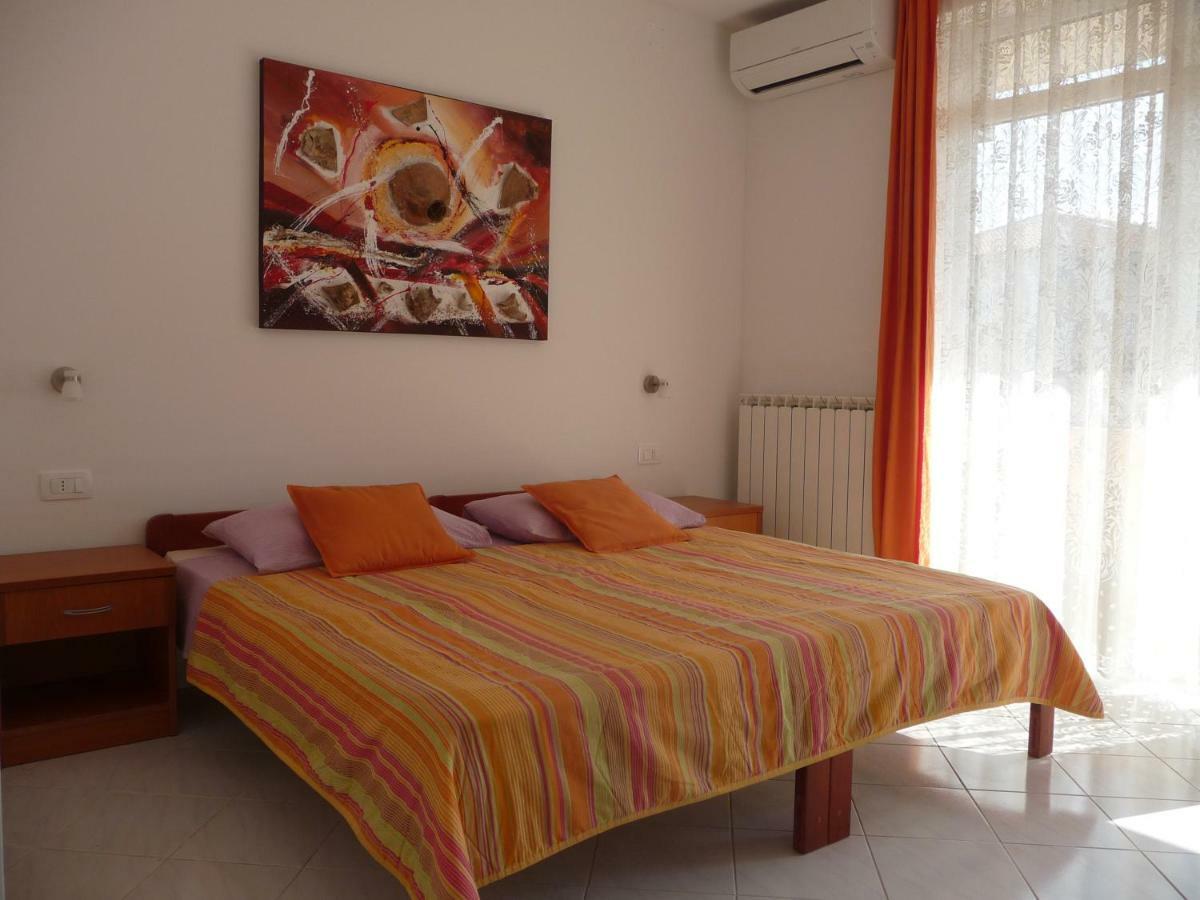 Apartments & Rooms Milka Umag Luaran gambar